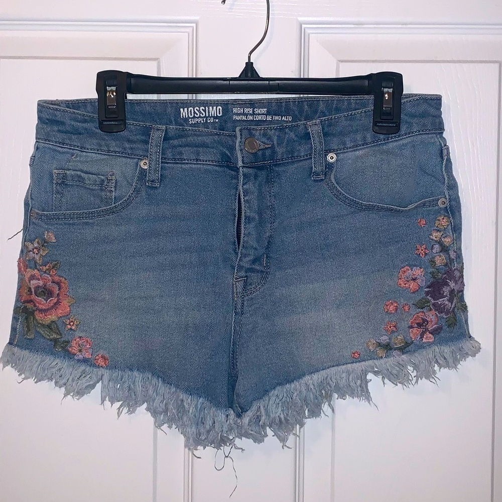 Embroidered Flower Cut Off Shorts